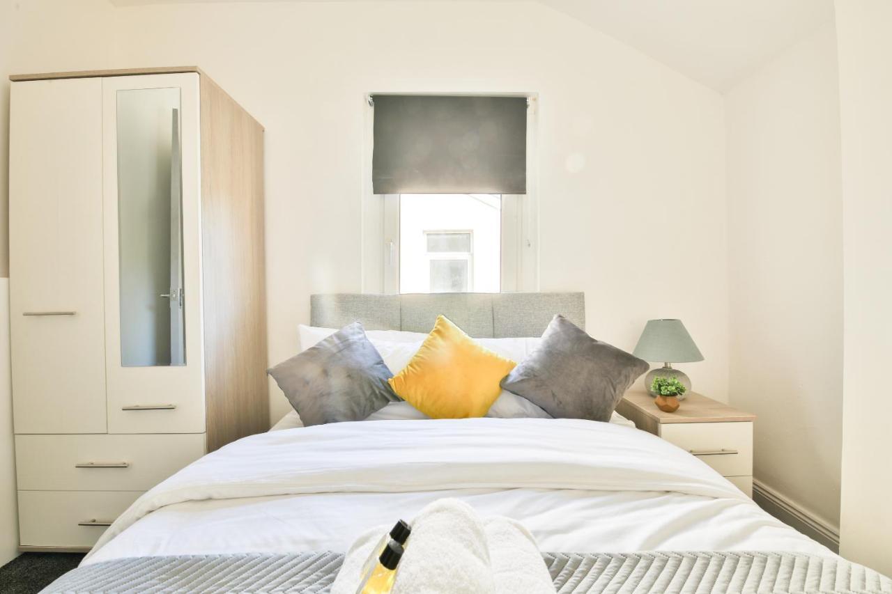 Spacious 3 Bedroom Close To Cardiff City Centre エクステリア 写真