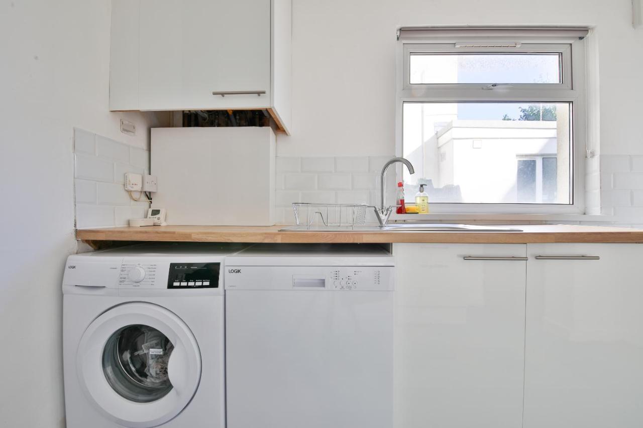 Spacious 3 Bedroom Close To Cardiff City Centre エクステリア 写真
