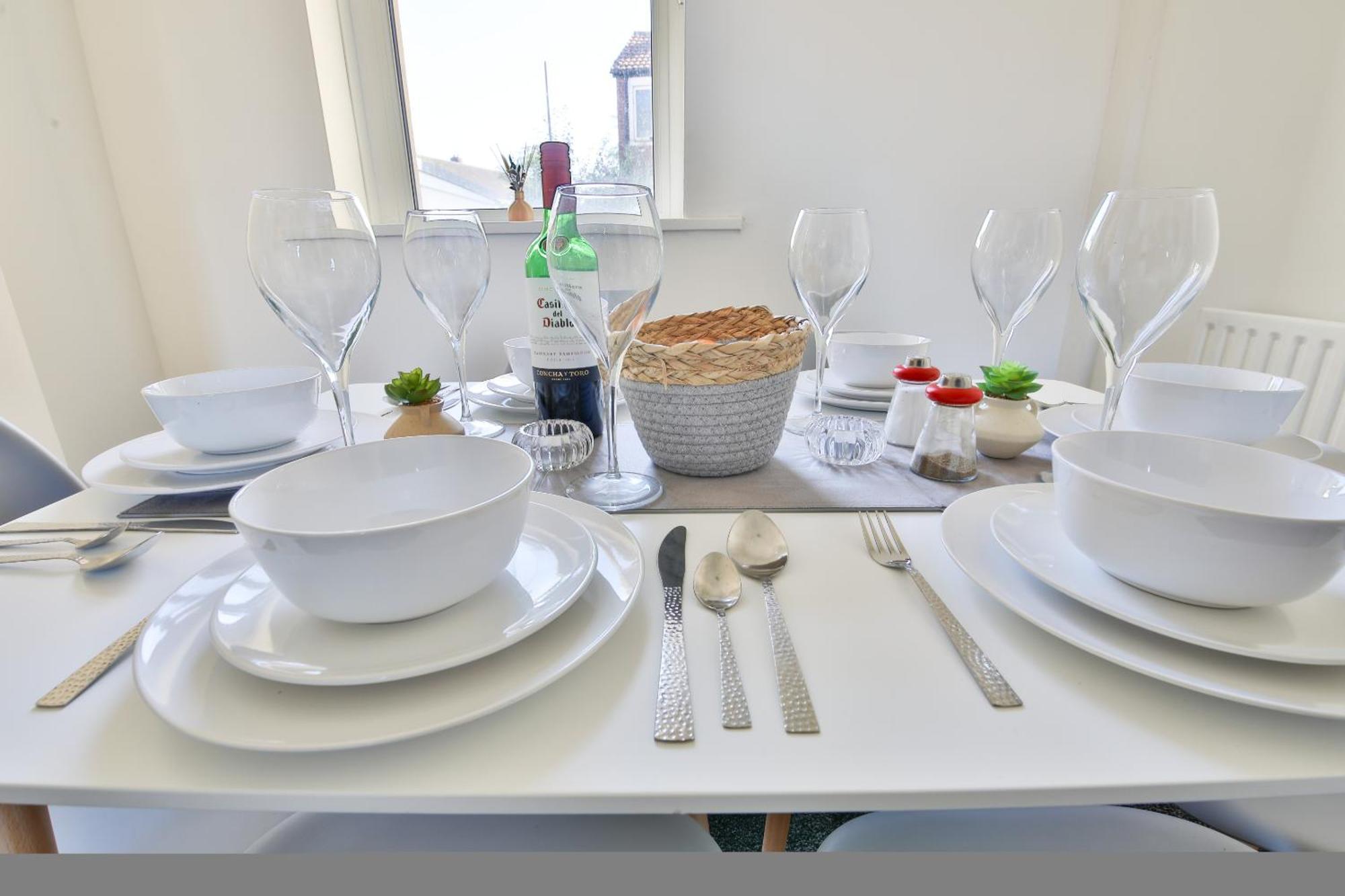 Spacious 3 Bedroom Close To Cardiff City Centre エクステリア 写真